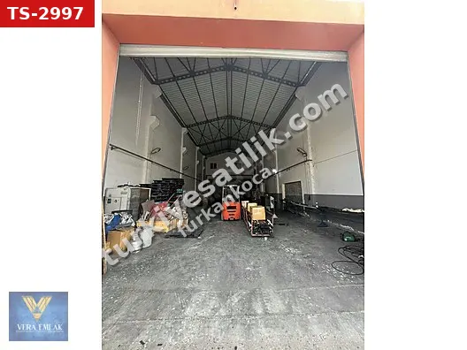ŞANLI İŞ MERKEZİNDE SANAYİ DÜKKANI YÜKSEK TAVAN İDARİ OFİSLİ!